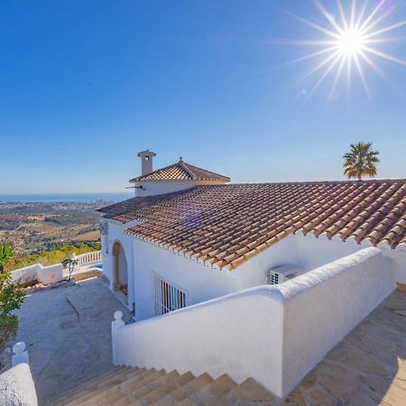 Villa Lehman - Plusholidays كاليبي المظهر الخارجي الصورة